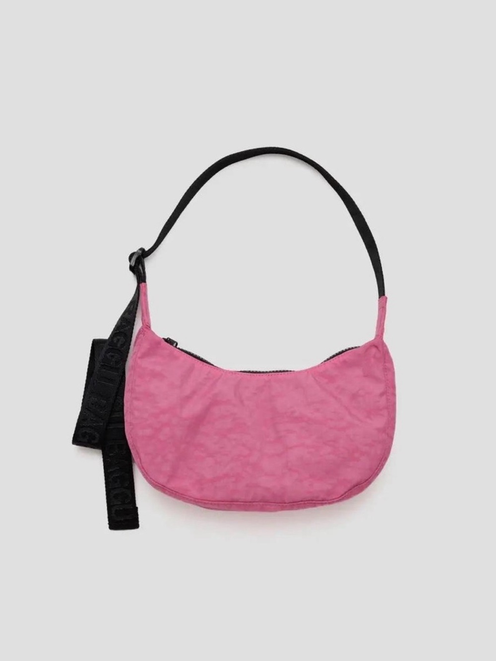 Baggu Small Crescent in Azalea Pink